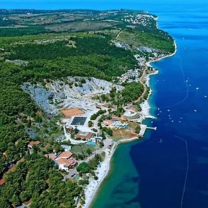 ** Ferienpark Kanegra Plava Laguna Kroatien