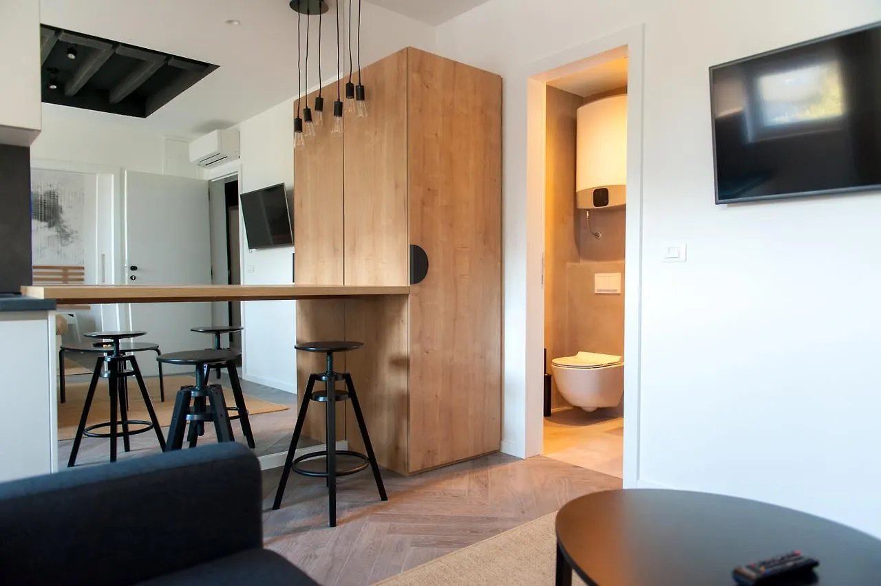 Bed and Breakfast Domus Romana Lux Задар