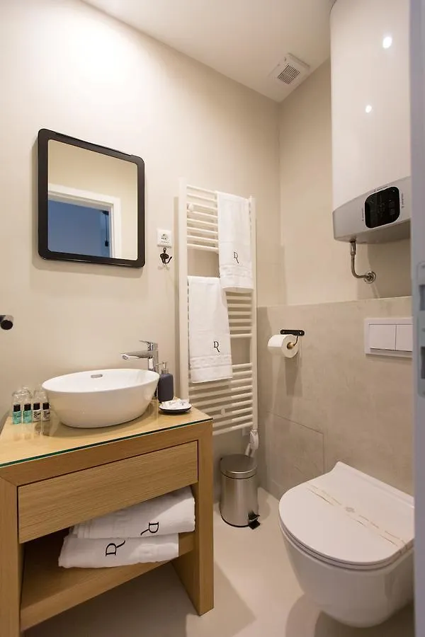 Bed and Breakfast Domus Romana Lux Задар
